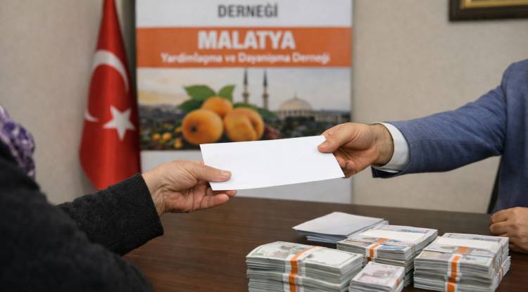 OSMANİYE MALATYALILAR DERNEĞİ’NDEN 820 AİLEYE NAKİT RAMAZAN DESTEĞİ