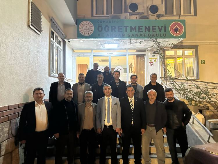 2001 RUHU YENİDEN BULUŞTU: ESKİ AK PARTİ KURUCULARI İFTARDA BİR ARAYA GELDİ