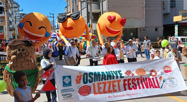 Osmaniye Lezzet Festivali Renkli Kortejle Başladı